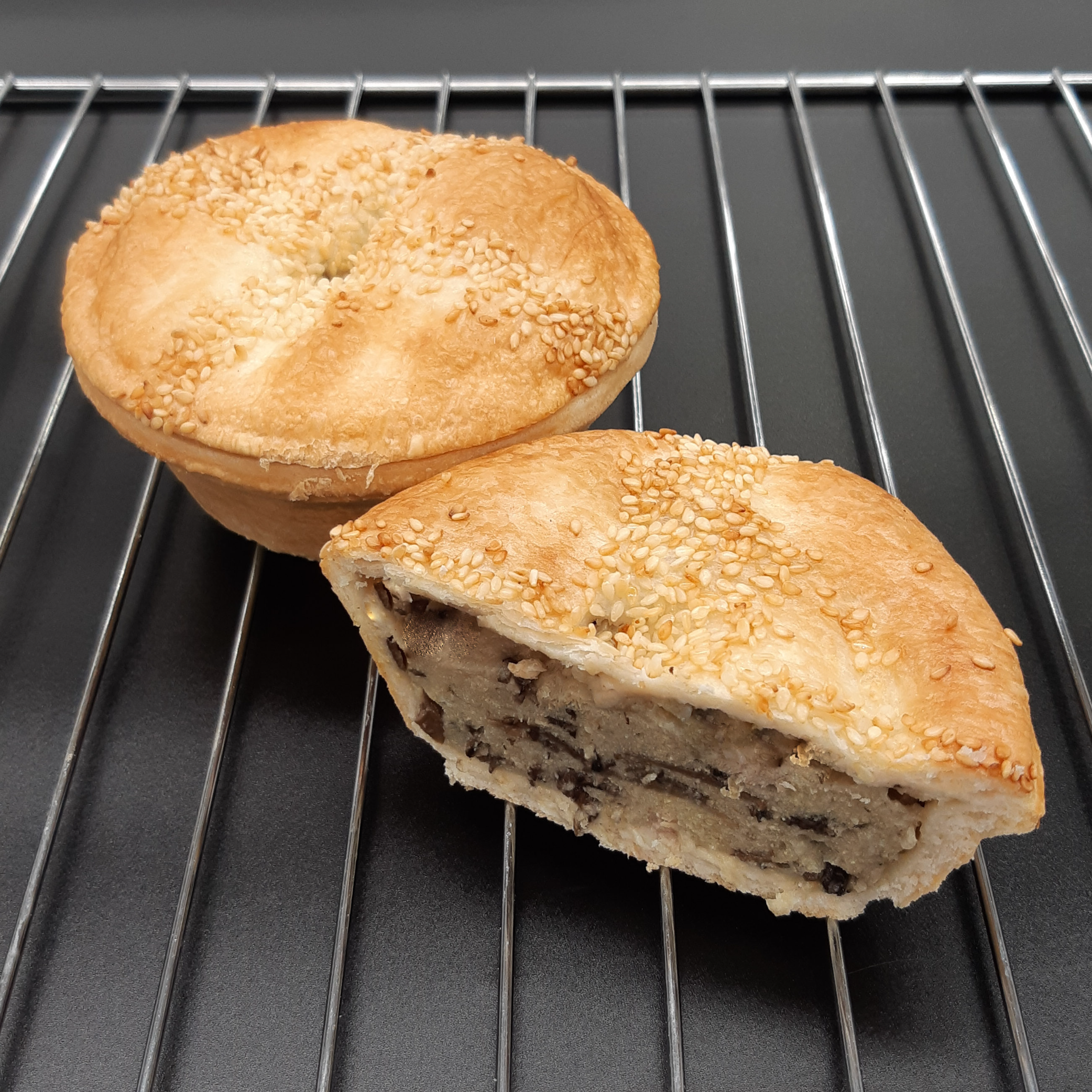 PREMIUM CHICKEN & MUSHROOM PIE (BOX4)
