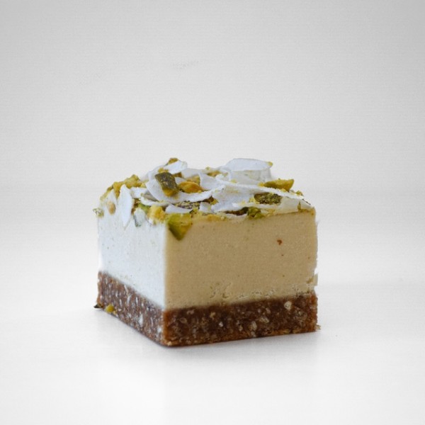 Lime and Pistachio ( Slice x12 )