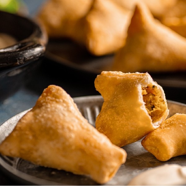 Premium Samosa - Butter Chicken 50 pieces - Uncooked Handmade_image_Food For Fingers_order now