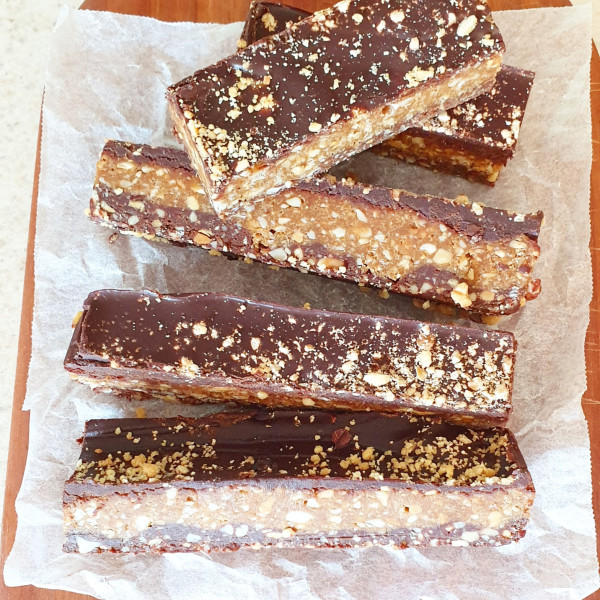 Peanut butter fudge bar