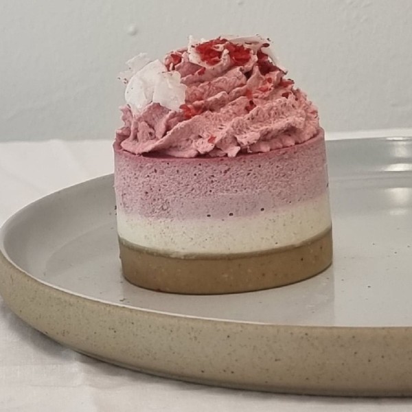 Strawberry Shortcake x 6_image_RAW Earth Dessert_order now