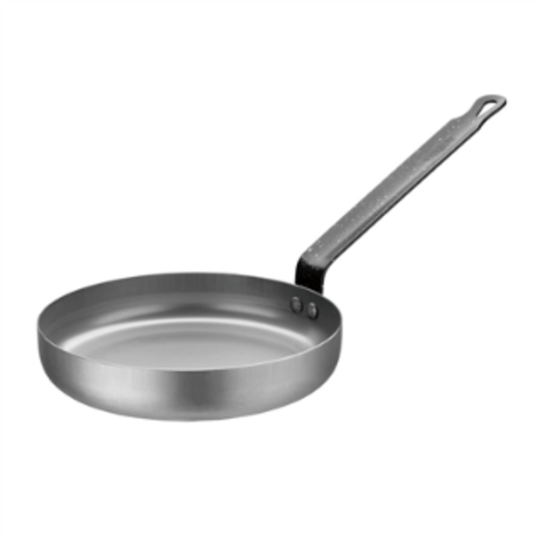 Vogue Carbon Steel Omelette Pan - 200mm 8"_image_Nisbets_order now