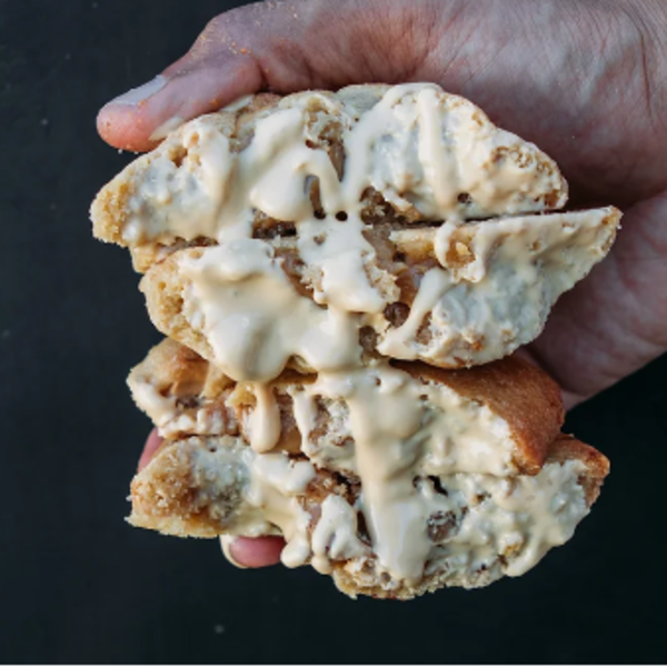 Caramilk Chunks 10 pack_image_Fatboi Brownies Pty Ltd_order now