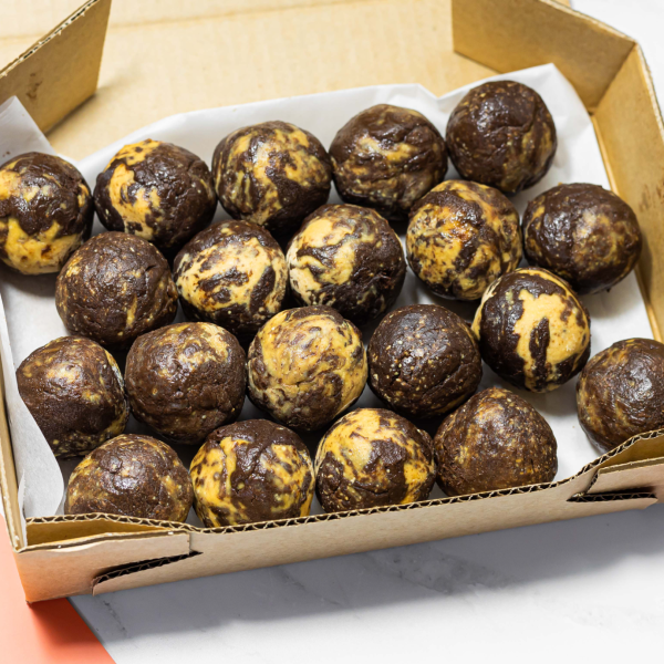 Peanut Choc Protein balls_image_Wellness By Tess_order now