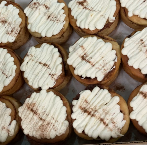 Cinnamon Scroll with Icing, Plant Based_image_Sweet & Green_order now
