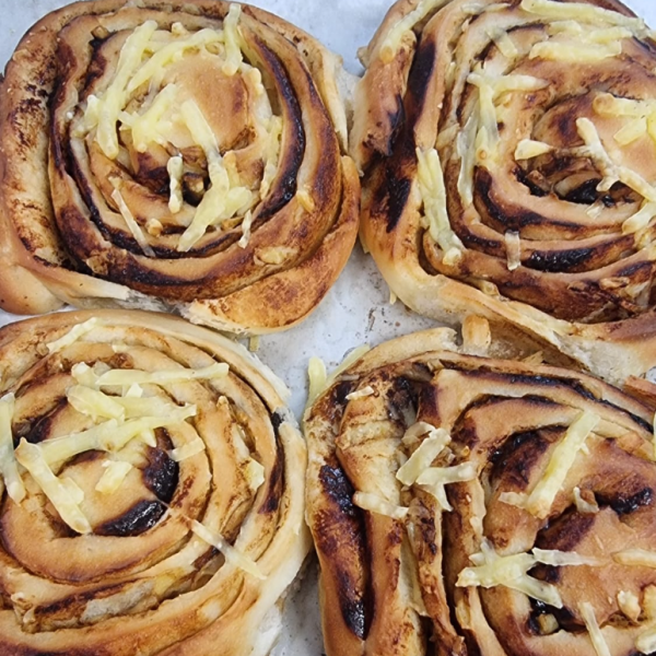 Cheesy Vegemite Scroll. Plant Based. Pack of 6_image_Sweet & Green_order now